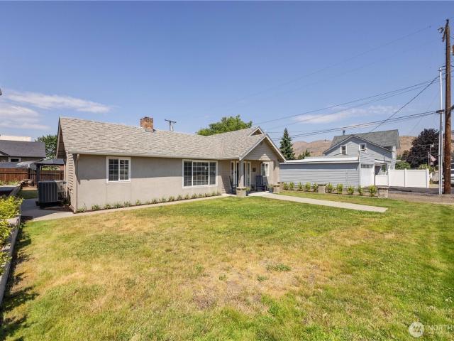 House for sale in Chelan