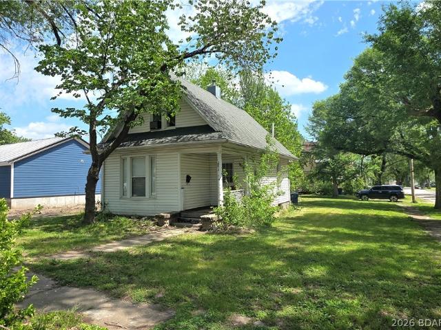 House for sale in Eldon, Missouri