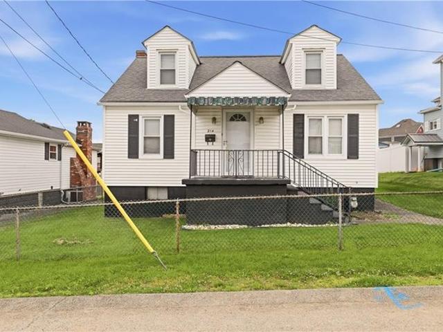 House for sale in Mount Pleasant, Pennsylvania