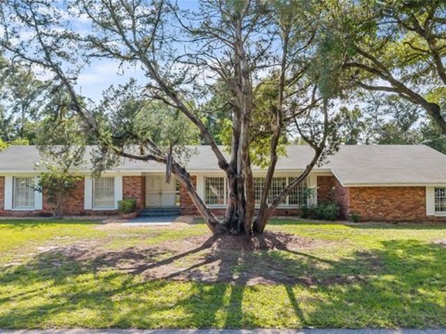 House for sale in Chiefland, Florida