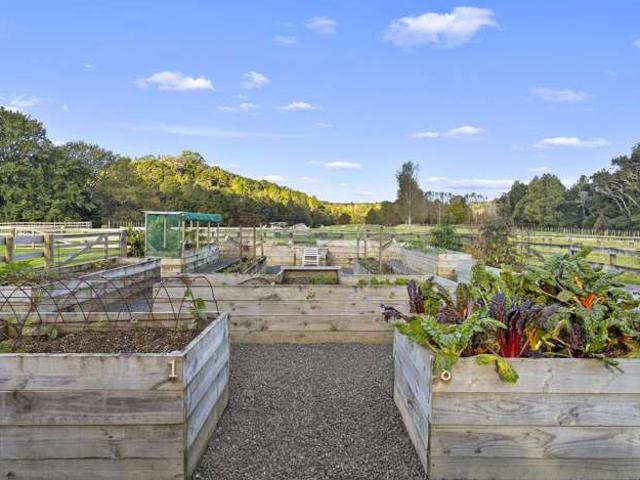 Property for sale in Kawau Island