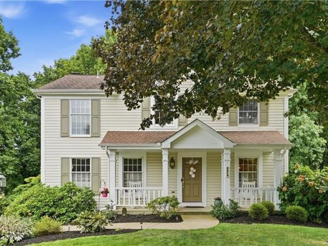 House for sale in Coraopolis, Pennsylvania