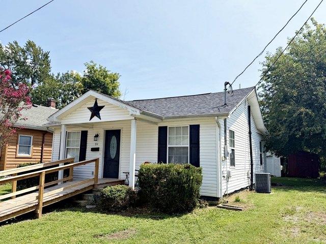 House for sale in Metropolis, Illinois