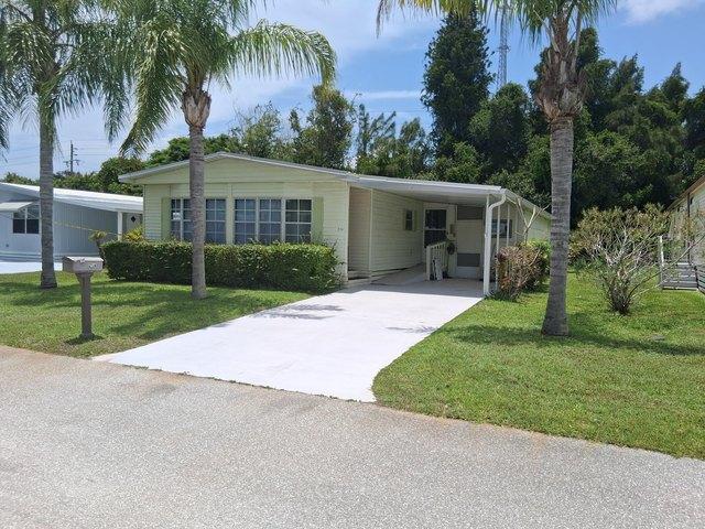 House for sale in Port Saint Lucie, Florida