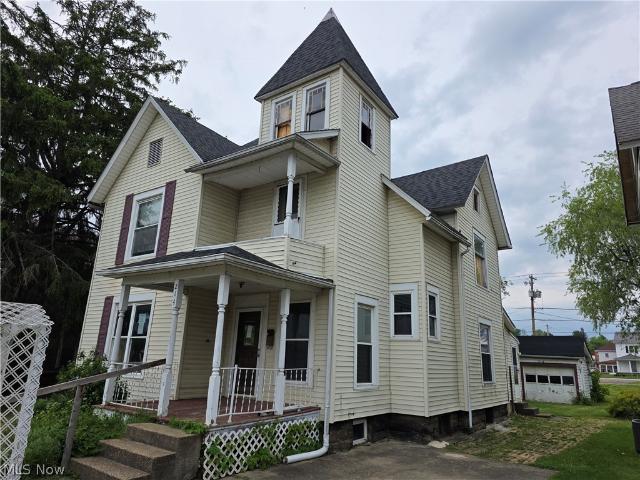 House for sale in Newcomerstown, Ohio