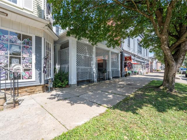 House for sale in Ligonier, Pennsylvania