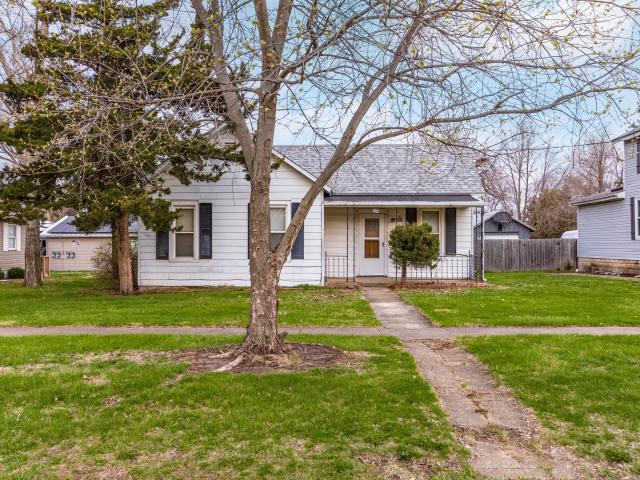 House for sale in Mclean, Illinois