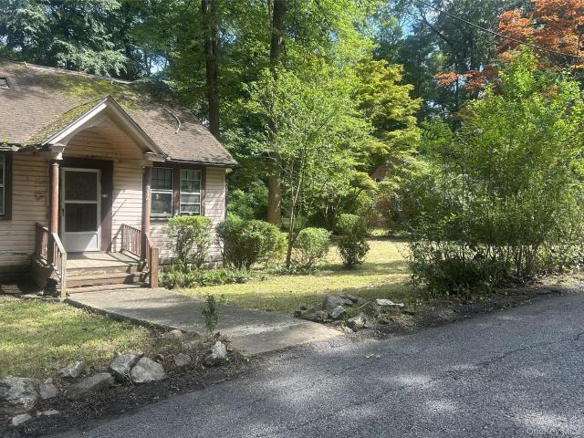 House for sale in Putnam Valley, New York
