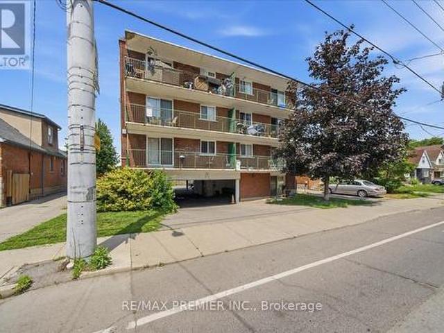 Property for sale in Ancaster, Ontario