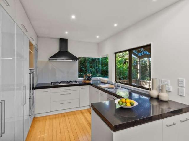 House for sale in Hillsborough