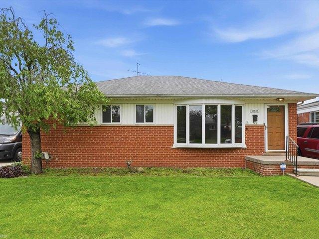 House for sale in Saint Clair Shores, Michigan