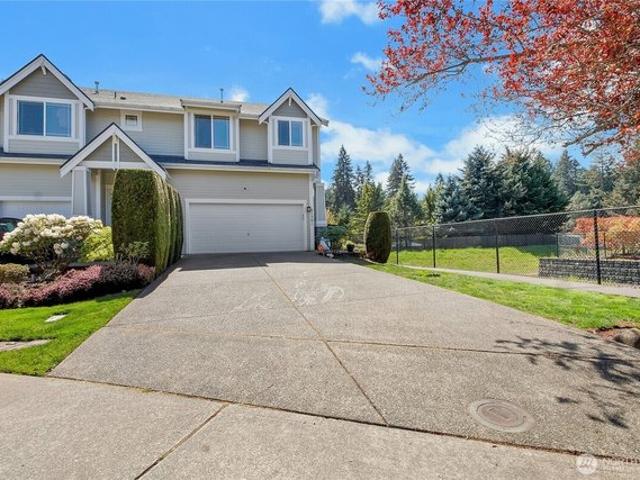 Townhouse for sale in Bonney Lake, Washington