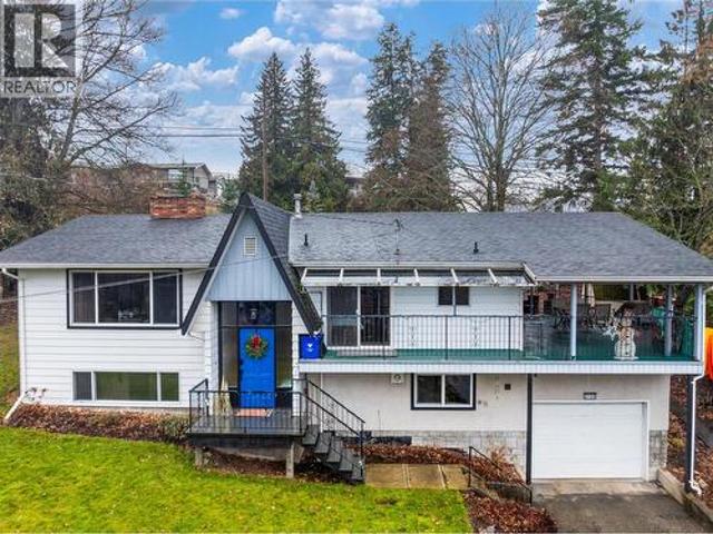 House for sale in Salmon Arm, British Columbia