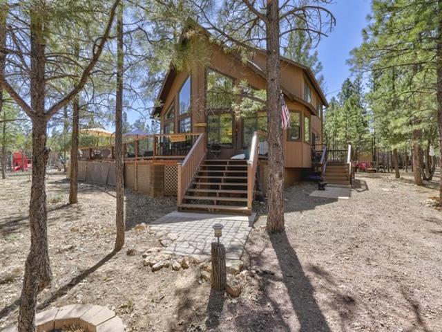 House for sale in Happy Jack, Arizona