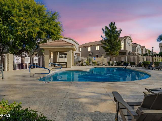 Townhouse for sale in Laveen, Arizona