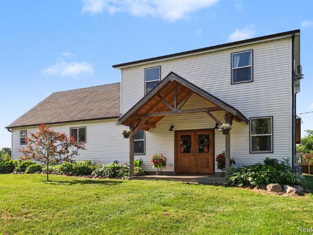 House for sale in Tuscola, Michigan