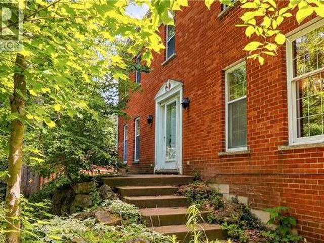 House for sale in Burlington, Ontario