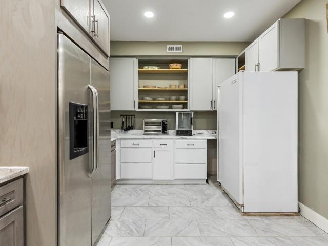 Condo for sale in Hennepin, Minnesota