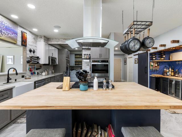 House for sale in Hennepin, Minnesota
