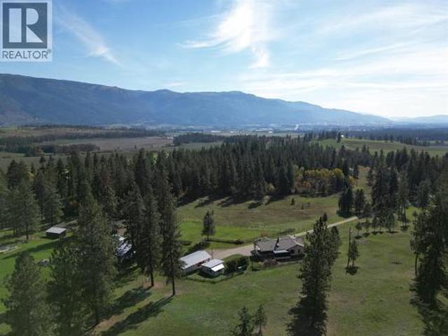 House for sale in Spallumcheen, British Columbia