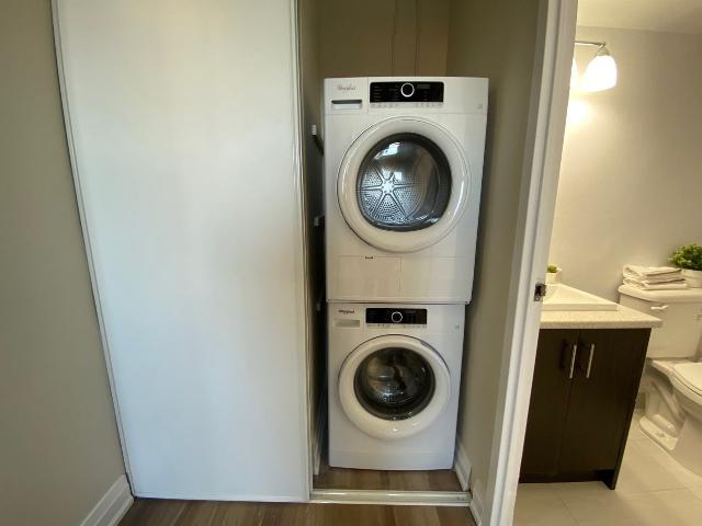Apartment for rent in Sheridan, Mississauga