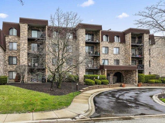 Condo for sale in Northbrook, Illinois