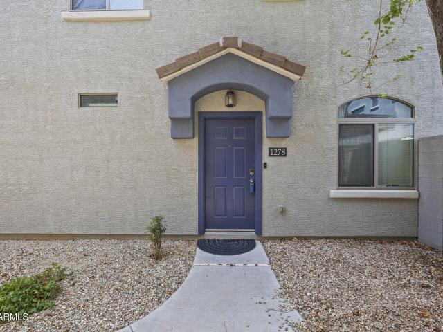 Townhouse for sale in Laveen, Arizona