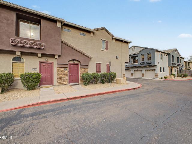 Condo for sale in Laveen, Arizona