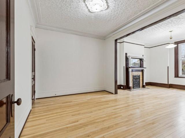 Apartment for rent in St. Leonard's, Quebec