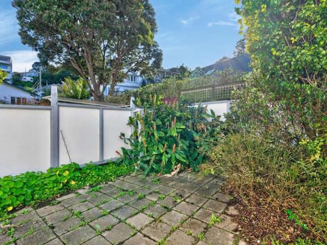 Apartment for sale in Matata, Wellington