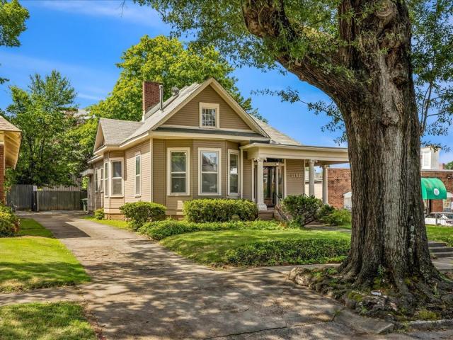 Commercial for sale in Tennessee
