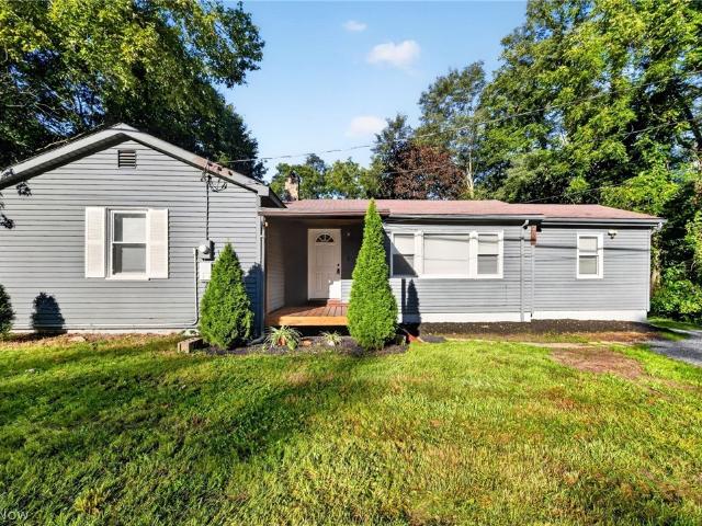 House for sale in Harpersfield Township, Ashtabula County