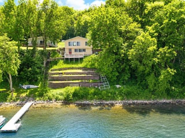 House for sale in Starbuck, Minnesota