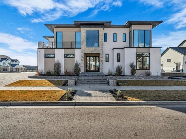 House for sale in Orem, Utah