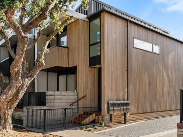 Townhouse for sale in Matata, Wellington