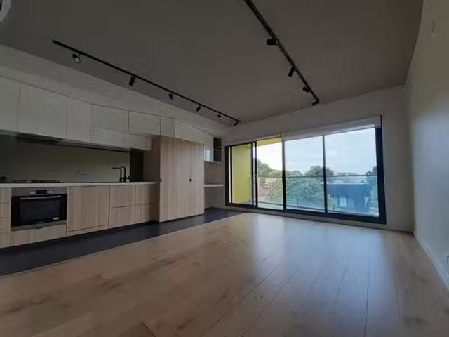 Apartment for rent in Box Hill