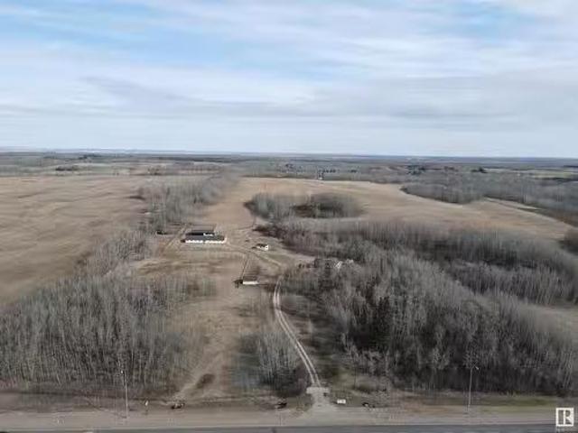 House for sale in Alberta