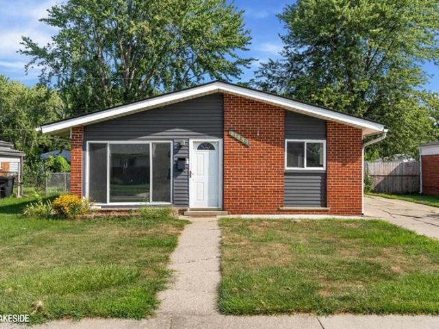 House for sale in Saint Clair Shores, Michigan