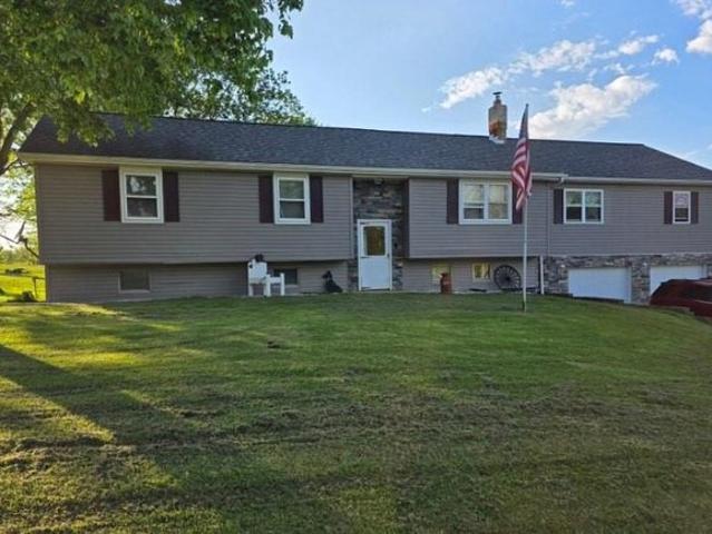 House for sale in Enon Valley, Pennsylvania