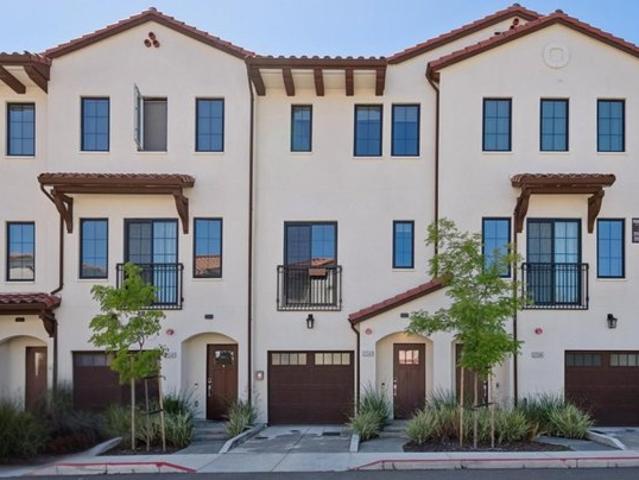 Townhouse for sale in Cupertino, California