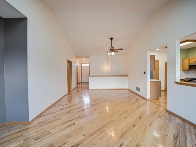 Townhouse for sale in Crest Hill, Illinois