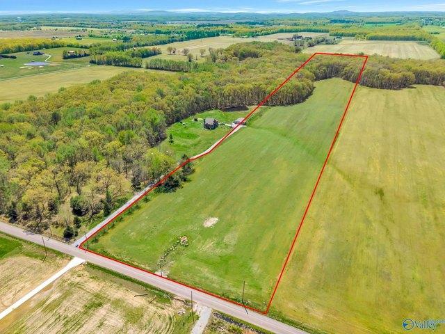 Land for sale in Ardmore, Alabama