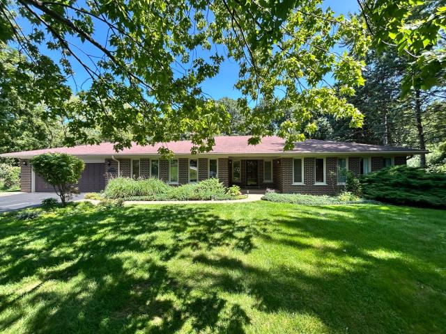 House for sale in Mundelein, Illinois