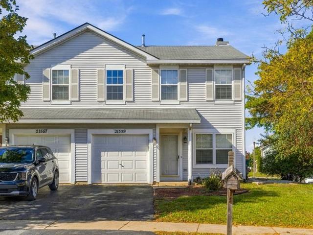 Townhouse for sale in Plainfield, Will County