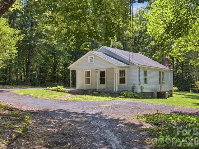House for sale in Granite Falls, North Carolina