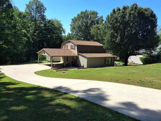 House for sale in Cherokee, Alabama