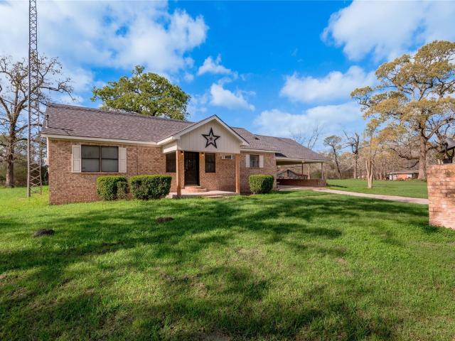 House for sale in Groveton, Texas