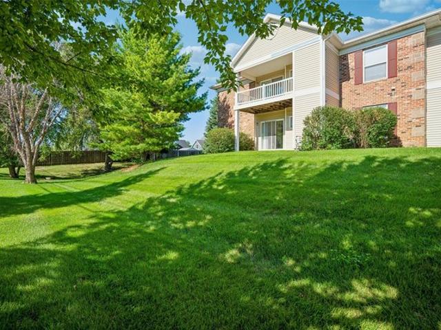 Townhouse for sale in Clive, Iowa