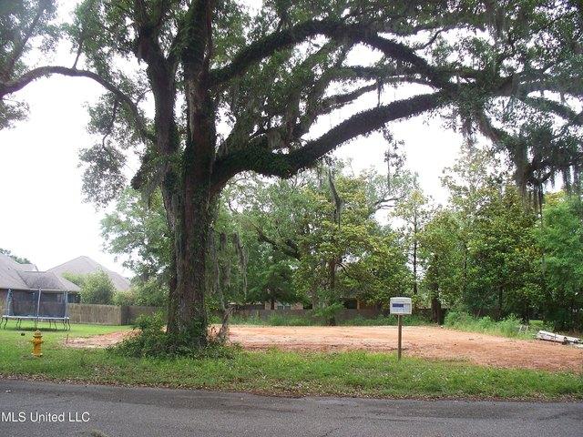 Land for sale in Biloxi, Mississippi