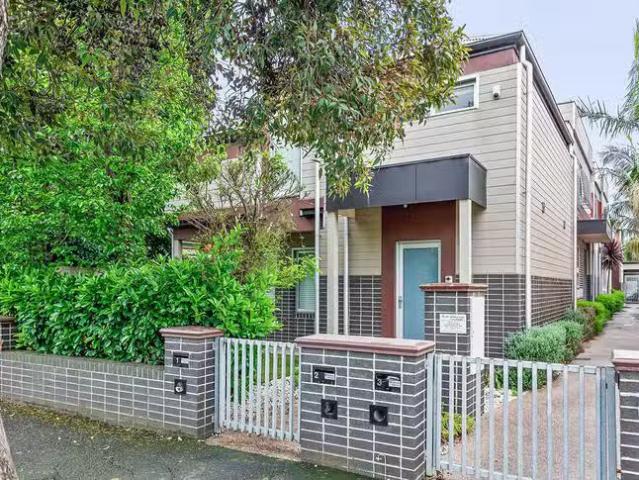House for rent in Fitzroy